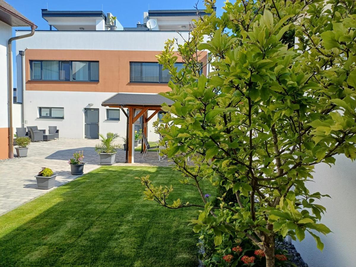 Penthouse Griemann 1 Mit Infrarotkabine Und Eigener Dachterrasse Fuer Max 4 Personen Illmitz Exteriér fotografie